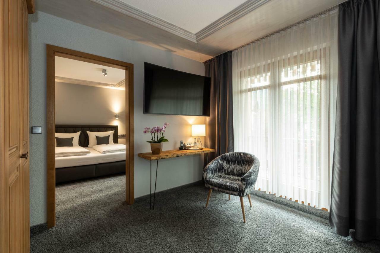 Hotel & Restaurant Becher Donzdorf ภายนอก รูปภาพ